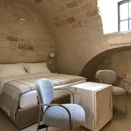 Palazzo Zimara Boutique Hotel