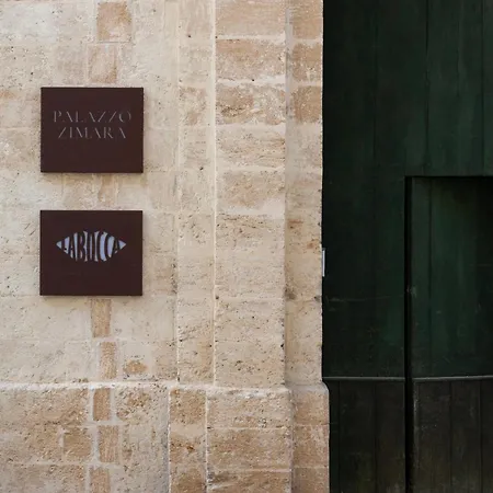 Palazzo Zimara Boutique *