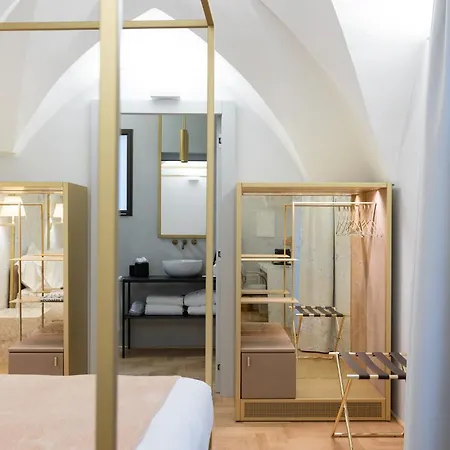 Palazzo Zimara Boutique Hotel